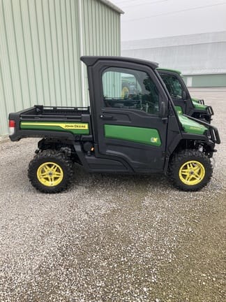 Main image John Deere XUV 835M
