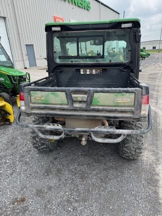 Image of John Deere XUV 835R equipment image 3