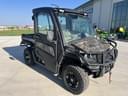 2023 John Deere XUV 835R Image