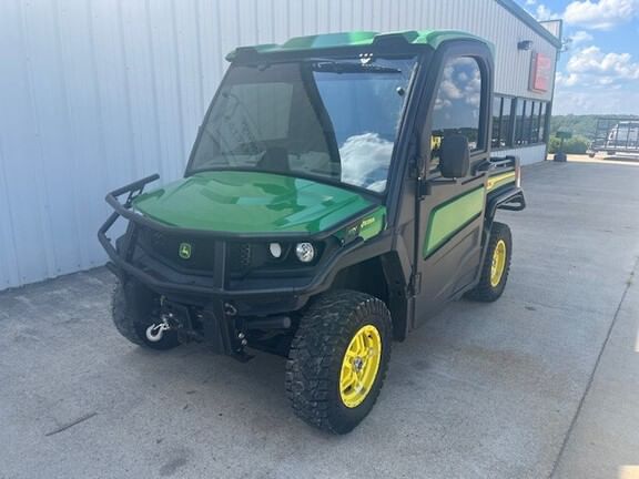2023 John Deere XUV 835R Equipment Image0