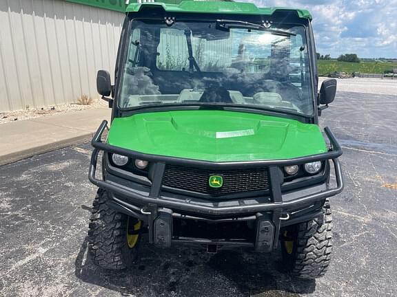 Image of John Deere XUV 835R equipment image 2