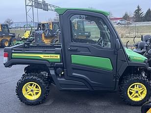 Main image John Deere XUV 835R 1