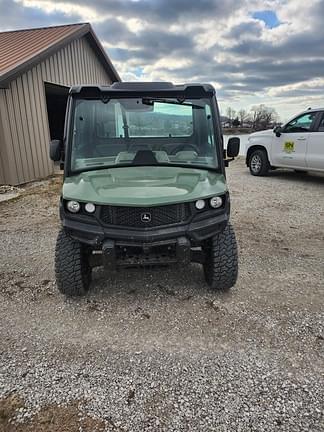 Image of John Deere XUV 835R equipment image 2