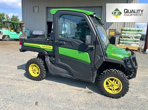 Main image John Deere XUV 835R
