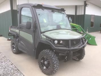 Main image John Deere XUV 835R