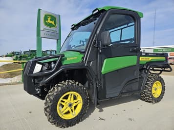 Main image John Deere XUV 835R