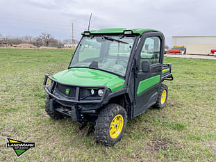 2023 John Deere XUV 835R Equipment Image0