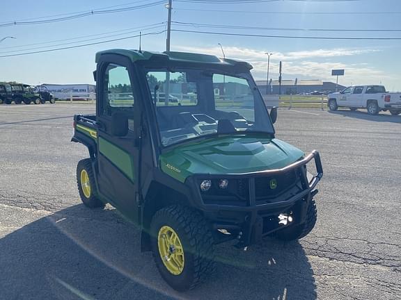 Image of John Deere XUV 835R equipment image 2