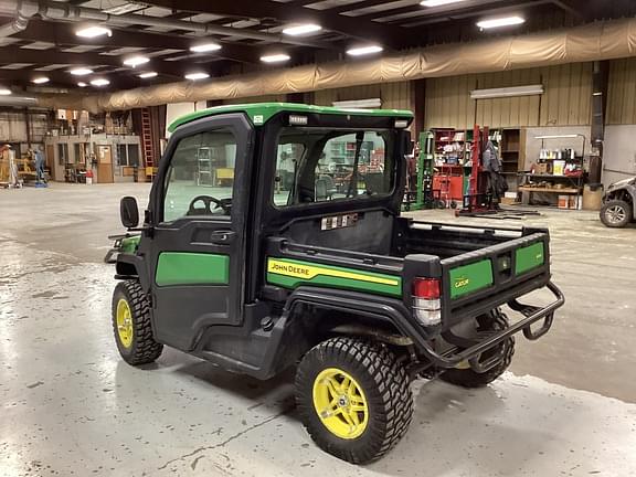 Image of John Deere XUV 835R equipment image 4