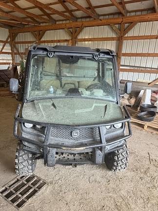 Image of John Deere XUV 835R Image 1