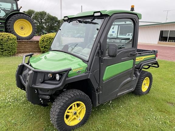 Image of John Deere XUV 835R Primary image