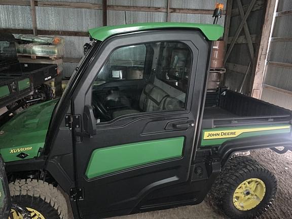 Image of John Deere XUV 835R Primary image