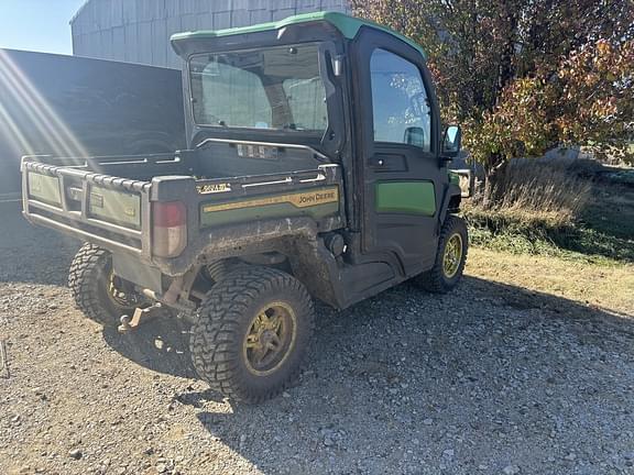 Image of John Deere XUV 835R equipment image 4