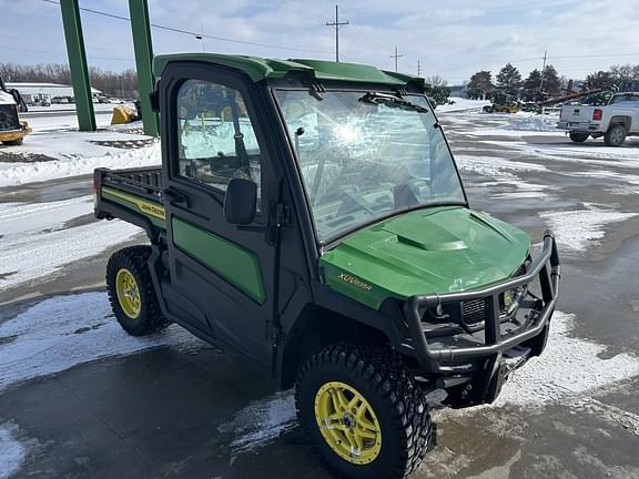 Image of John Deere XUV 835R equipment image 2