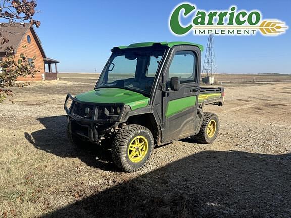 Image of John Deere XUV 835R Primary image