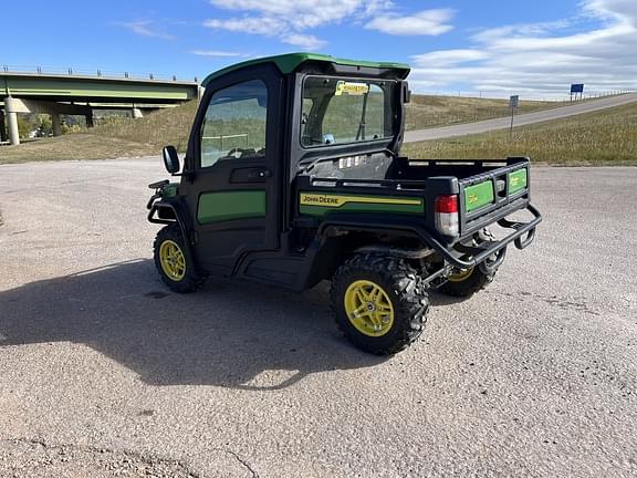 Image of John Deere XUV 835R equipment image 2