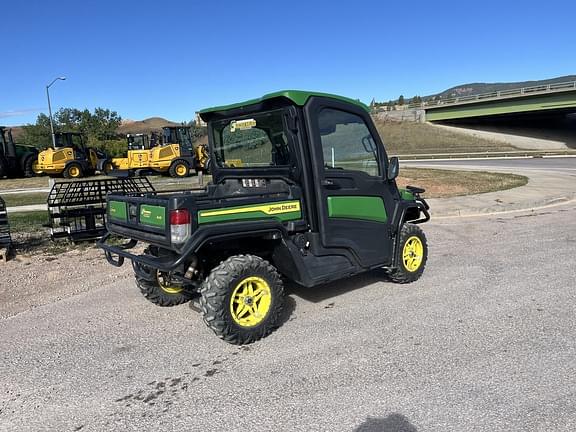 Image of John Deere XUV 835R equipment image 3