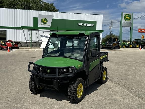 Image of John Deere XUV 835R Primary image