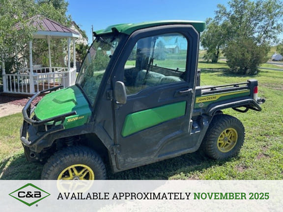 2023 John Deere XUV 835R Equipment Image0