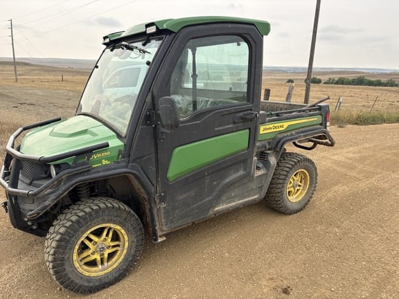 2023 John Deere XUV 835R Equipment Image0