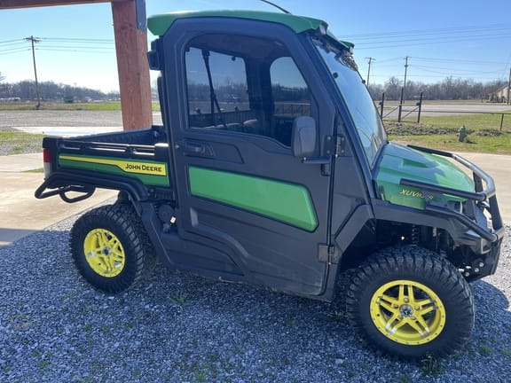 Main image John Deere XUV 835R