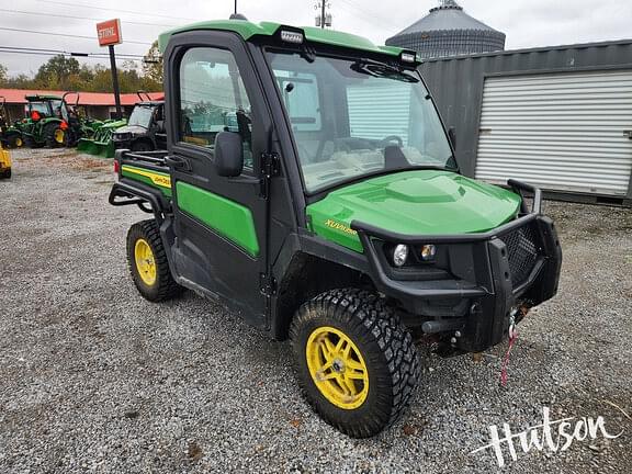 Image of John Deere XUV 835R Primary image