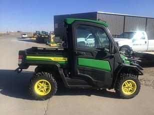 Main image John Deere XUV 835R