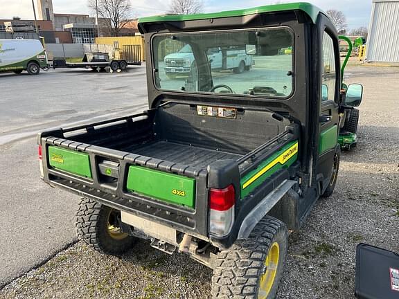 Image of John Deere XUV 835R equipment image 2