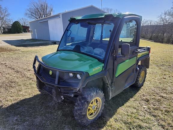 Image of John Deere XUV 835R Primary image