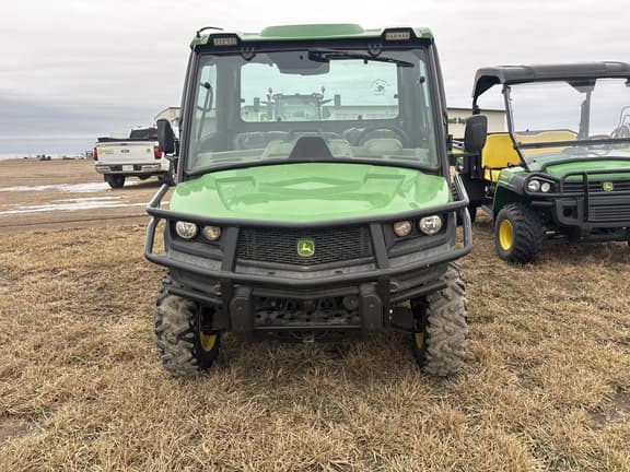 Image of John Deere XUV 835R equipment image 2