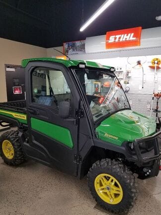 Main image John Deere XUV 835R