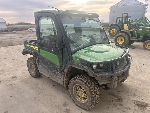 Image of John Deere XUV 835R equipment image 1