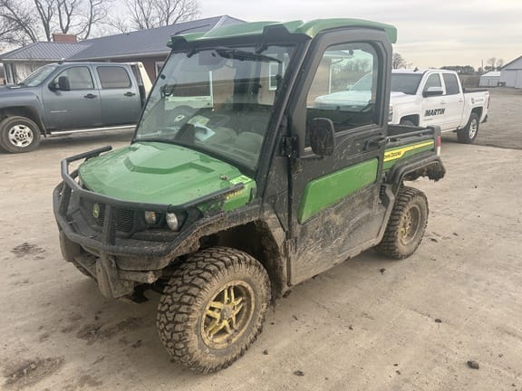 2023 John Deere XUV 835R Equipment Image0