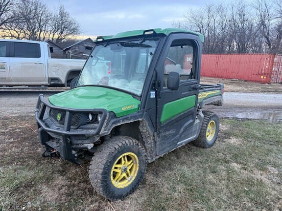 2023 John Deere XUV 835R Equipment Image0