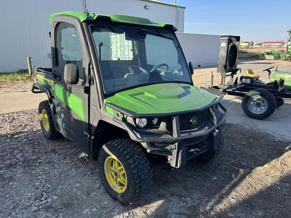 Image of John Deere XUV 835R Primary image