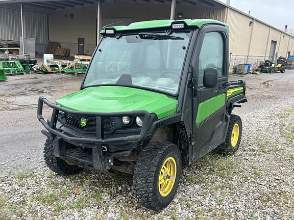Image of John Deere XUV 835R Primary image