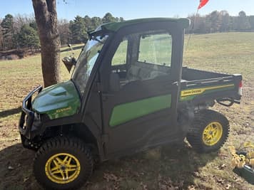Main image John Deere XUV 835R