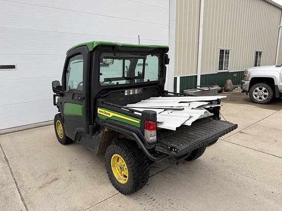 Image of John Deere XUV 835R equipment image 2