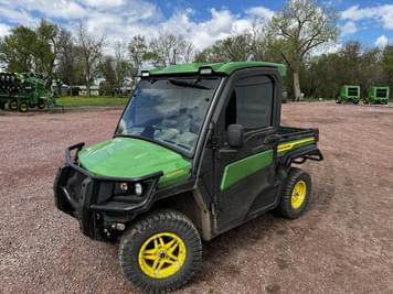 Main image John Deere XUV 835R