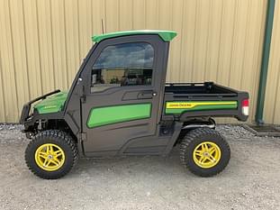 2023 John Deere XUV 835R Equipment Image0