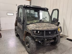 2023 John Deere XUV 835R Image