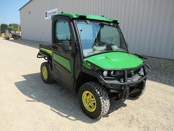 Image of John Deere XUV 835R equipment image 1