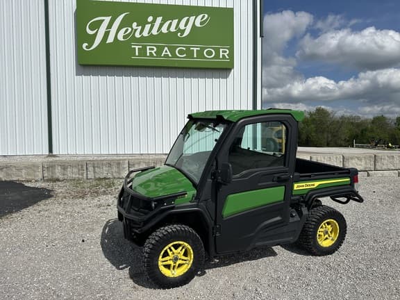 Image of John Deere XUV 835R equipment image 3