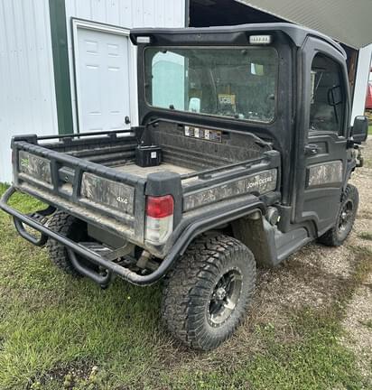 Image of John Deere XUV 835R Primary image