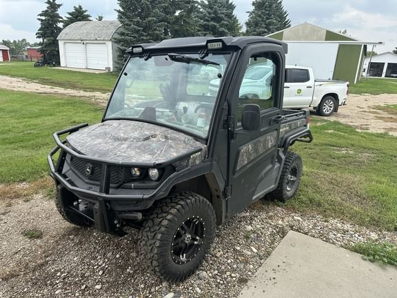 Main image John Deere XUV 835R