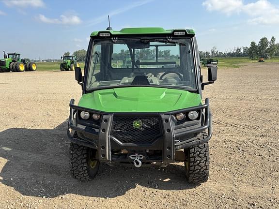 Image of John Deere XUV 835R equipment image 1