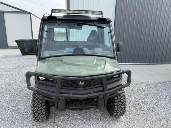 Image of John Deere XUV 835R equipment image 3
