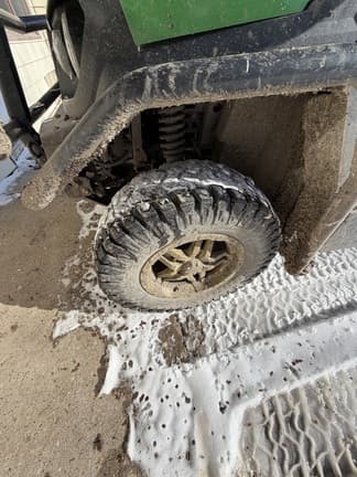 Image of John Deere XUV 835R equipment image 3