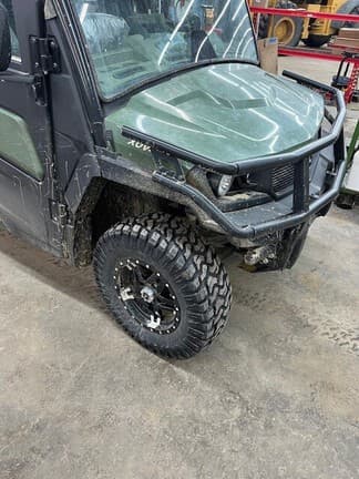 Image of John Deere XUV 835R equipment image 3