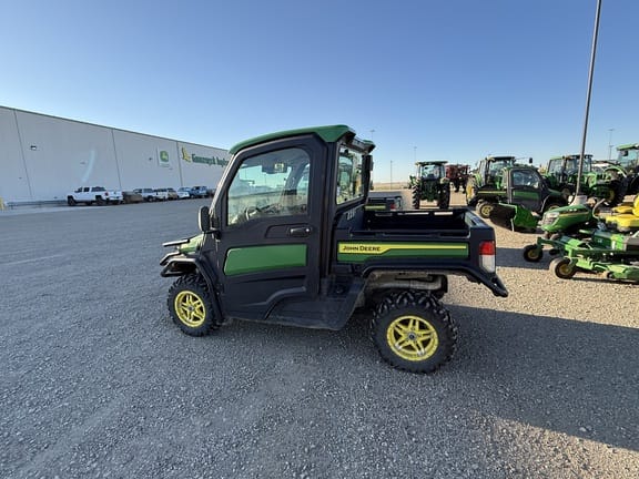 2023 John Deere XUV 835R Equipment Image0